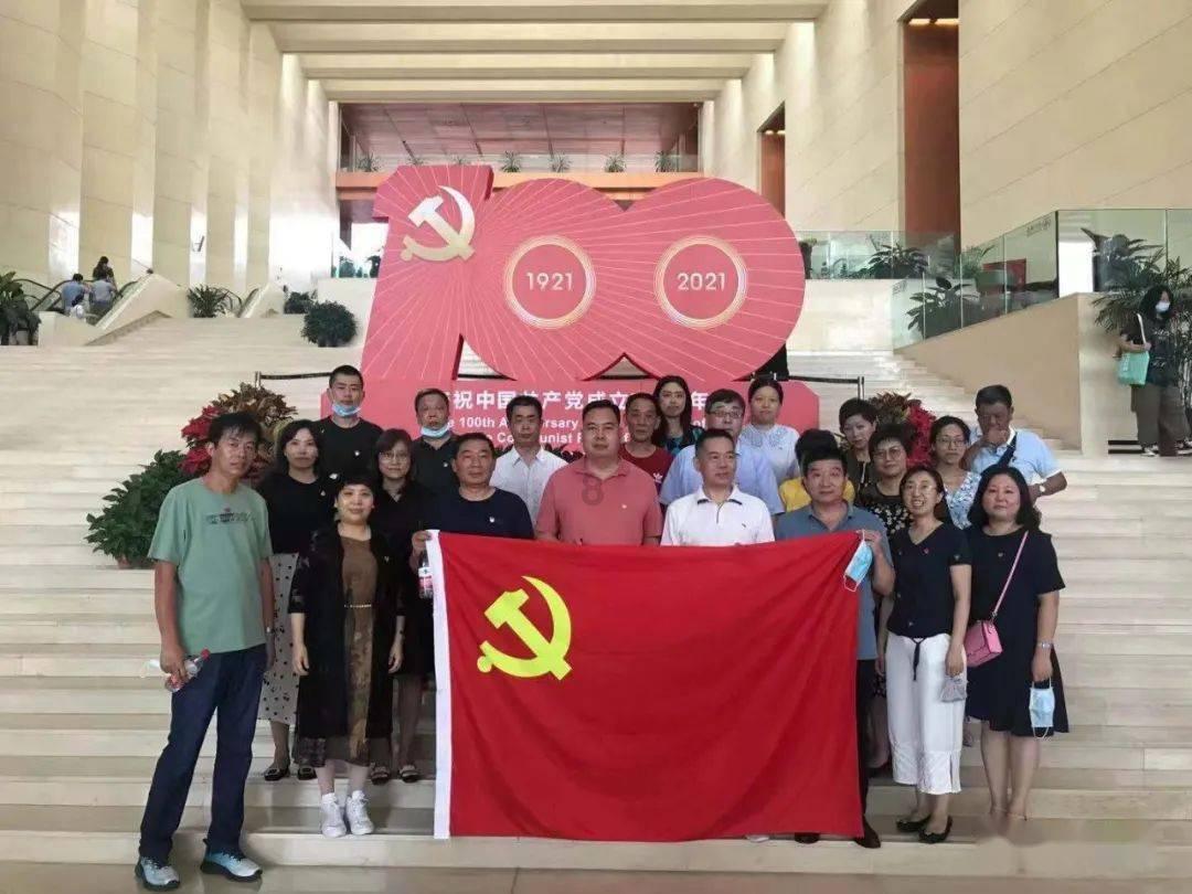 喜羊羊兄妹雪球大战3